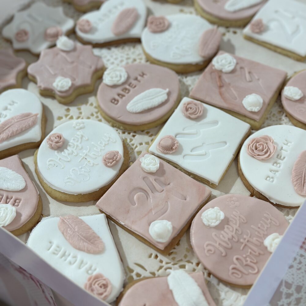 Sablés décorés en pâte à sucre – Personnalisation à thème (10 pièces) – Image 6