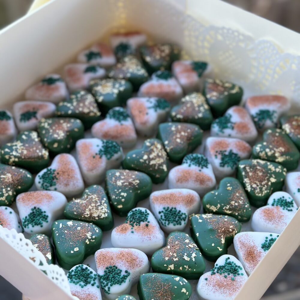 Napolitains artisanaux – Douceur fondante et colorée (10 pièces) – Image 4