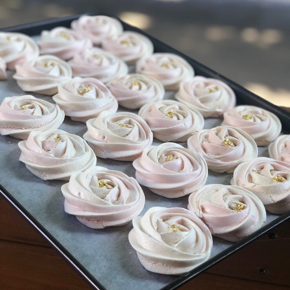 Meringues Colorées – Légères, Craquantes et Pleines de Douceur ! – Image 3
